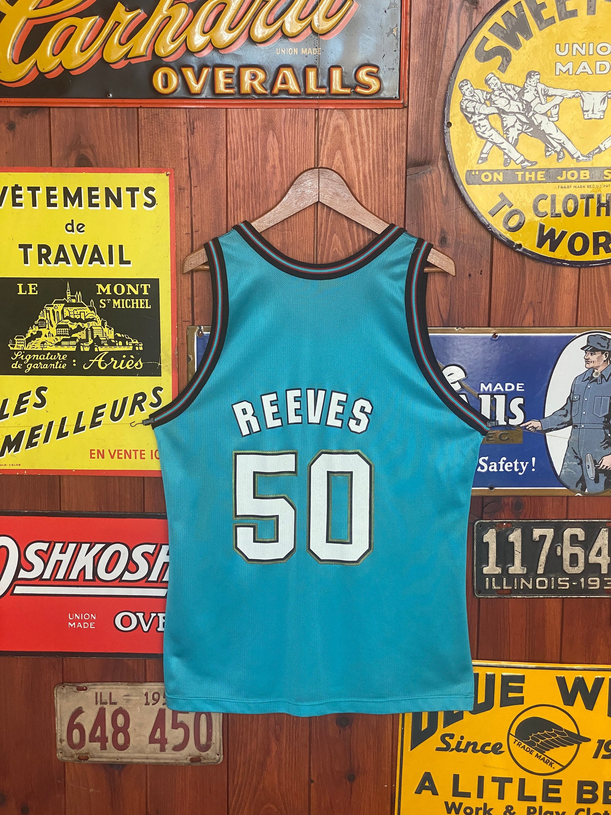 Vintage 90s NBA Grizzlies Bryant Reeves #50 Champion jersey, size 44 - back view.