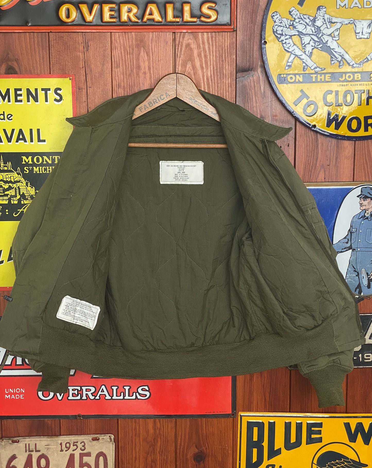 Vintage 1989 Cold Weather Military Bomber - Size Large Short | Authentic Military Style