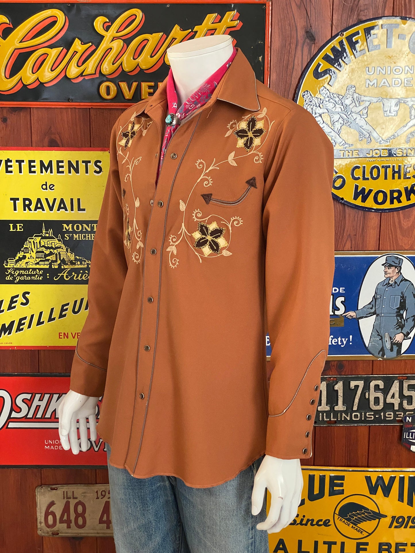 Size Med. Vintage 70s embroidered H Bar C western shirt