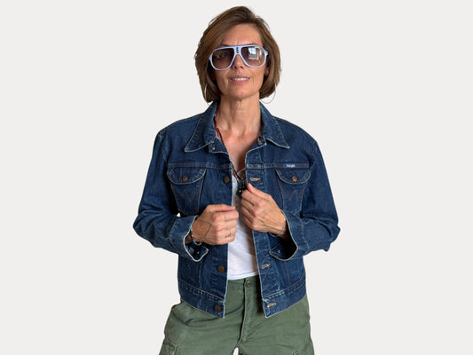 Size 38US . Vintage 90s Wrangler Denim Jacket – 4 Pockets – Made in Malta-AJ357 Studio-AJ357 Studio