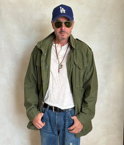 Med Long. Authentic 1977 US Army M-65 Field Jacket – Original Military Issue-AJ357 Studio