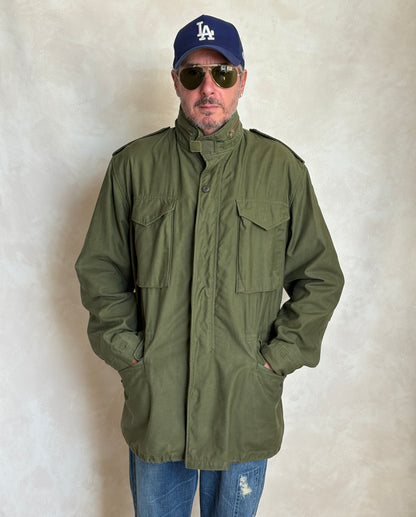 Med Long. Authentic 1977 US Army M-65 Field Jacket – Original Military Issue-AJ357 Studio