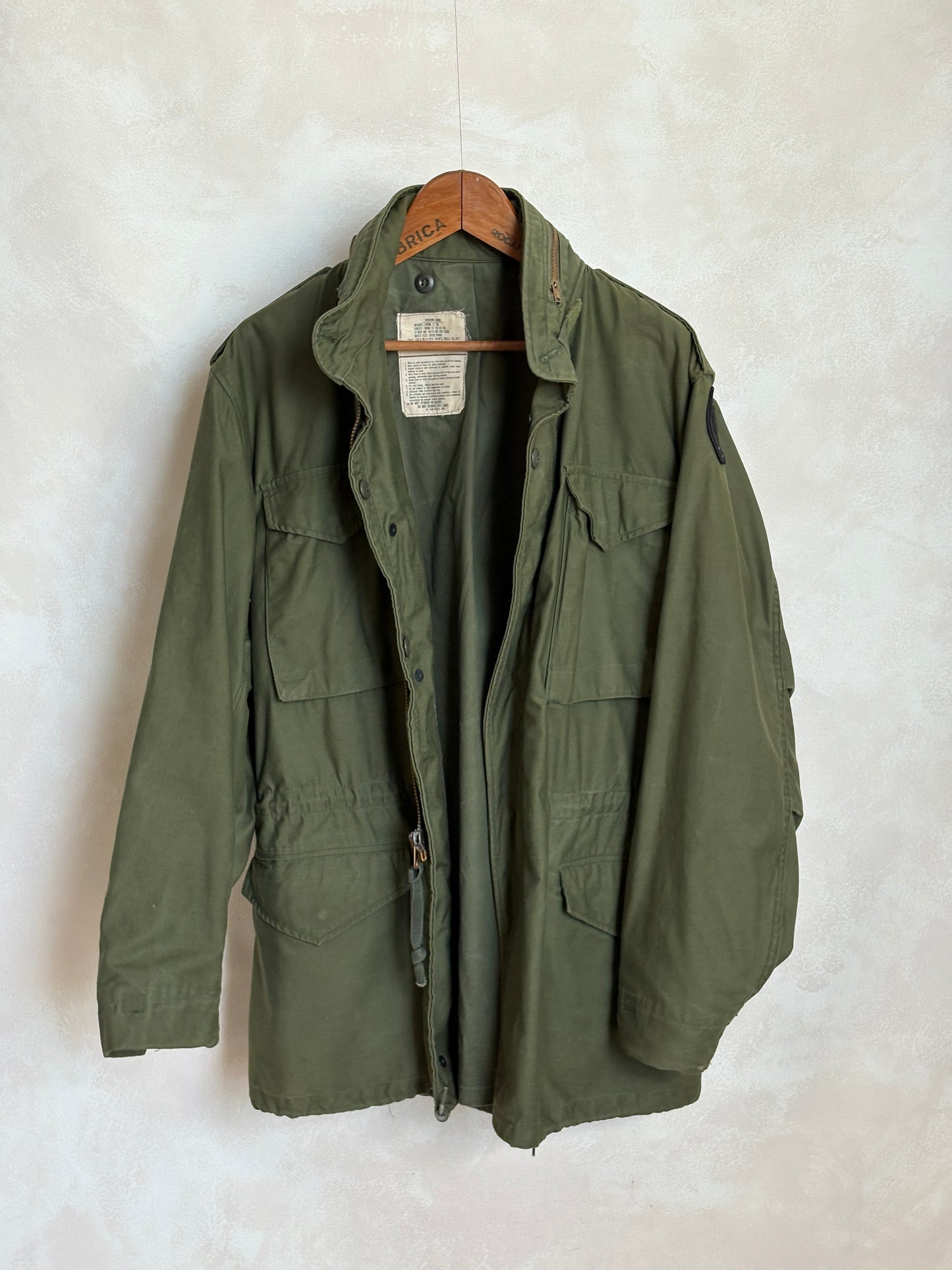 Med Long. Authentic US Army M-65 Field Jacket – Original Military Issue - USA Vintage Bcn