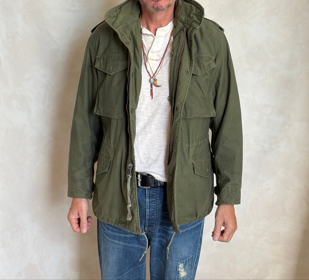 Small Regular – Authentic 1980 US Army M-65 Field Jacket Military by John Ownbey-AJ357 Studio
