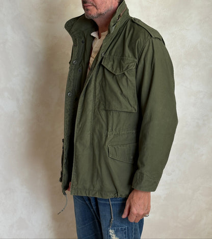 Small Regular – Authentic 1980 US Army M-65 Field Jacket Military by John Ownbey-AJ357 Studio