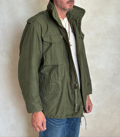 Small Regular – Authentic 1980 US Army M-65 Field Jacket Military by John Ownbey-AJ357 Studio