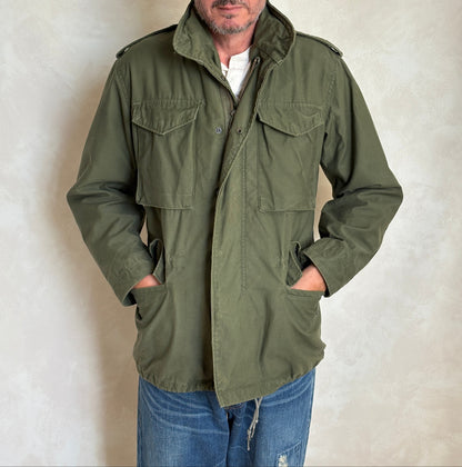 Small Regular – Authentic 1980 US Army M-65 Field Jacket Military by John Ownbey-AJ357 Studio
