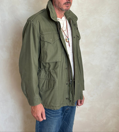 Small Regular – Authentic 1967 US Army M-65 Field Jacket Military-AJ357 Studio