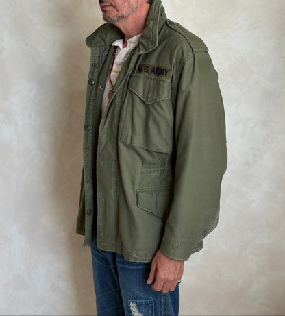 Small Regular – Authentic 1967 US Army M-65 Field Jacket Military-AJ357 Studio