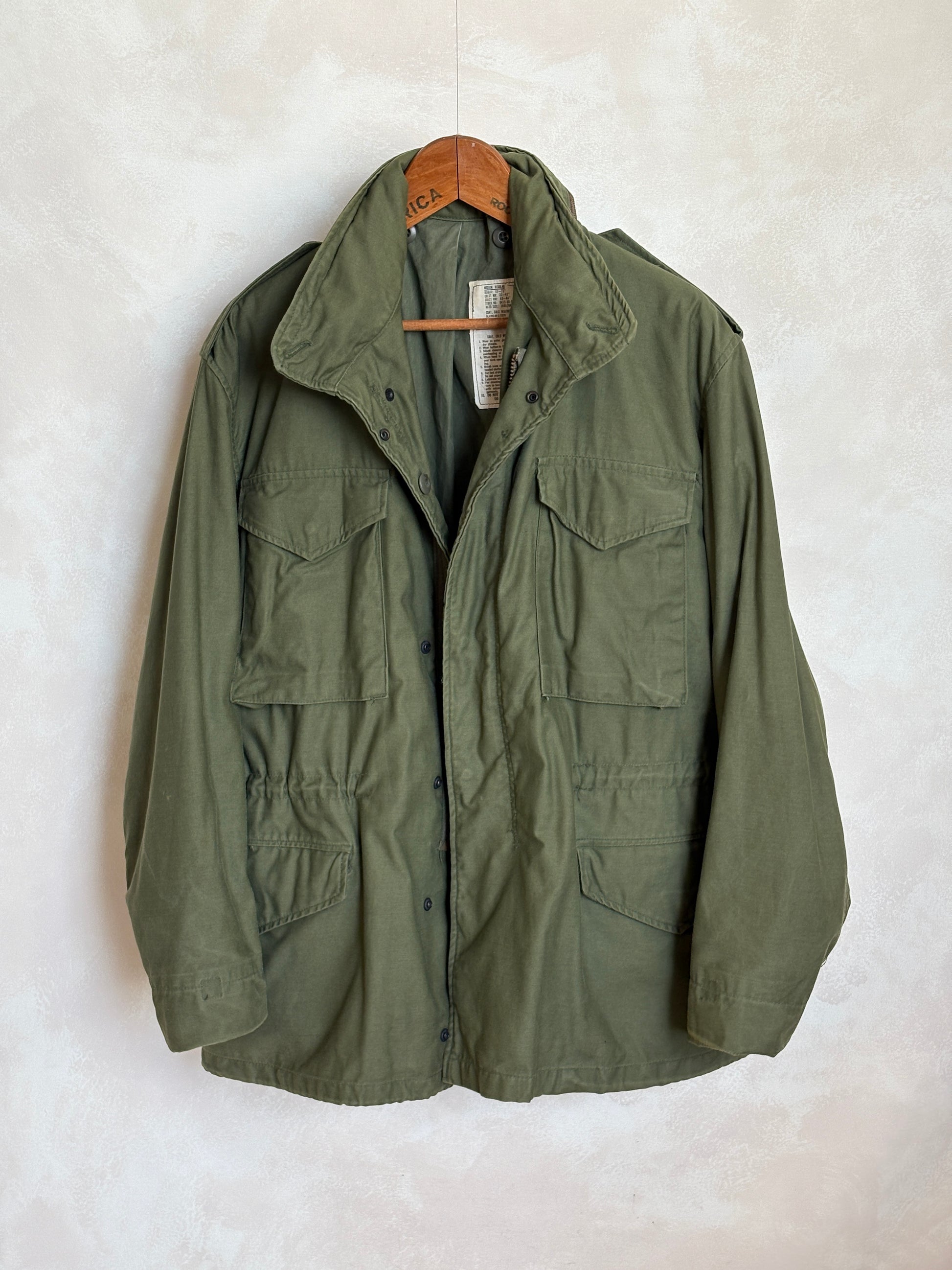 Medium Reg. Authentic 1980 US Army M-65 field jacket Military- Made by John Ownbey - USA Vintage Bcn