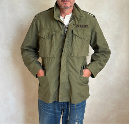 Small short. Authentic 1969 US Army M-65 field jacket Military-AJ357 Studio
