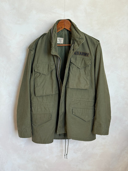 Small short. Authentic 1969 US Army M-65 field jacket Military-AJ357 Studio