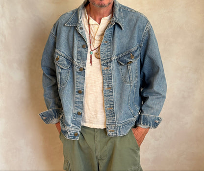 Size 50US XXL. Vintage 70s Lee Union Made Denim Shirt – 2 Pockets – Made in USA-AJ357 Studio