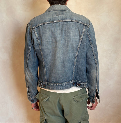 Size 42US/52EU. Vintage late 70s 70505 Levis 2 pockets made in USA-AJ357 Studio