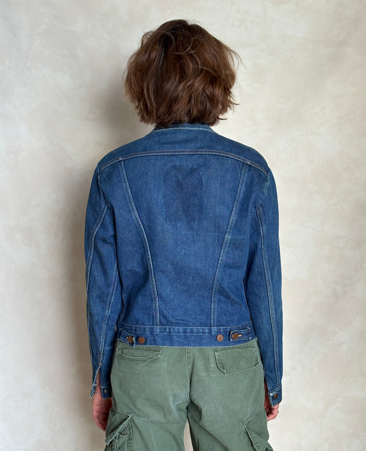 Size 36US / 46EU . Vintage 80s Wrangler Denim Jacket – 4 Pockets – Made in USA -Harley patch-AJ357 Studio