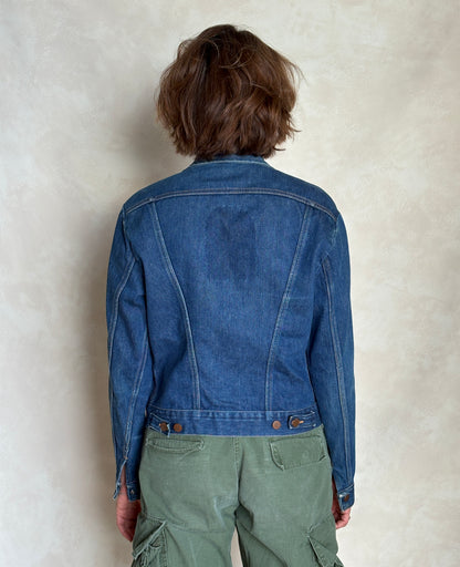Size 36US / 46EU . Vintage 80s Wrangler Denim Jacket – 4 Pockets – Made in USA -Harley patch-AJ357 Studio