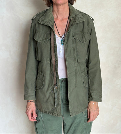 X Small Reg. Authentic 1980 US Army M-65 field jacket Military-AJ357 Studio