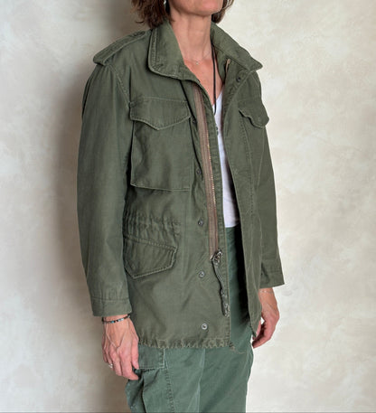 X Small Reg. Authentic 1980 US Army M-65 field jacket Military-AJ357 Studio