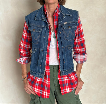 Size 38US / 48EU . 1960s Vintage Wrangler 24MJZ Denim Jacket – Made in USA-AJ357 Studio
