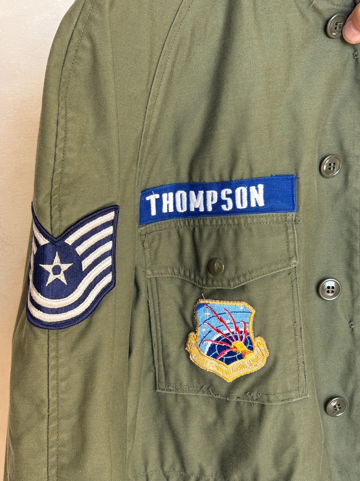 Vintage 1965 U.S. Air Force OG-107 Field Jacket – Vietnam War Era – Medium Long