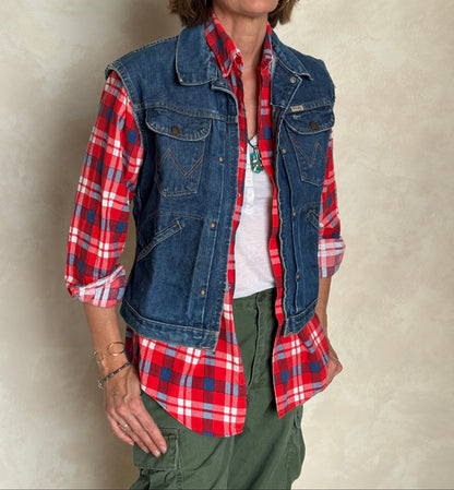 Size 38US / 48EU . 1960s Vintage Wrangler 24MJZ Denim Jacket – Made in USA-AJ357 Studio