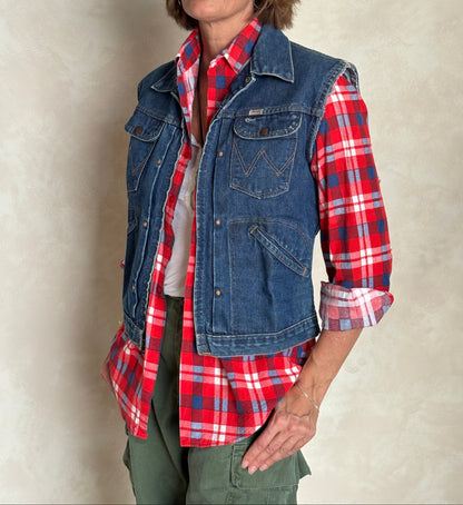 Size 38US / 48EU . 1960s Vintage Wrangler 24MJZ Denim Jacket – Made in USA-AJ357 Studio