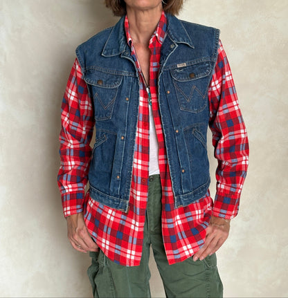 Size 38US / 48EU . 1960s Vintage Wrangler 24MJZ Denim Jacket – Made in USA-AJ357 Studio