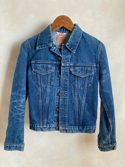Size 34US / 44EU . Vintage 80s Levis 2 pockets jacket Made in France-AJ357 Studio