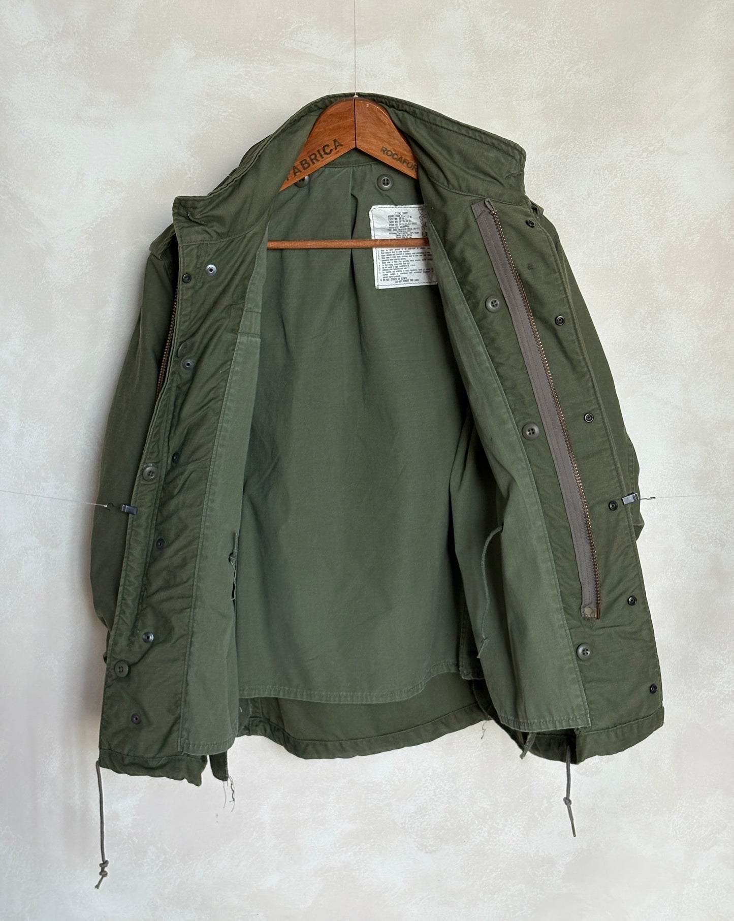X Small Short. Authentic 1982 US Army M-65 field jacket Military - USA Vintage Bcn