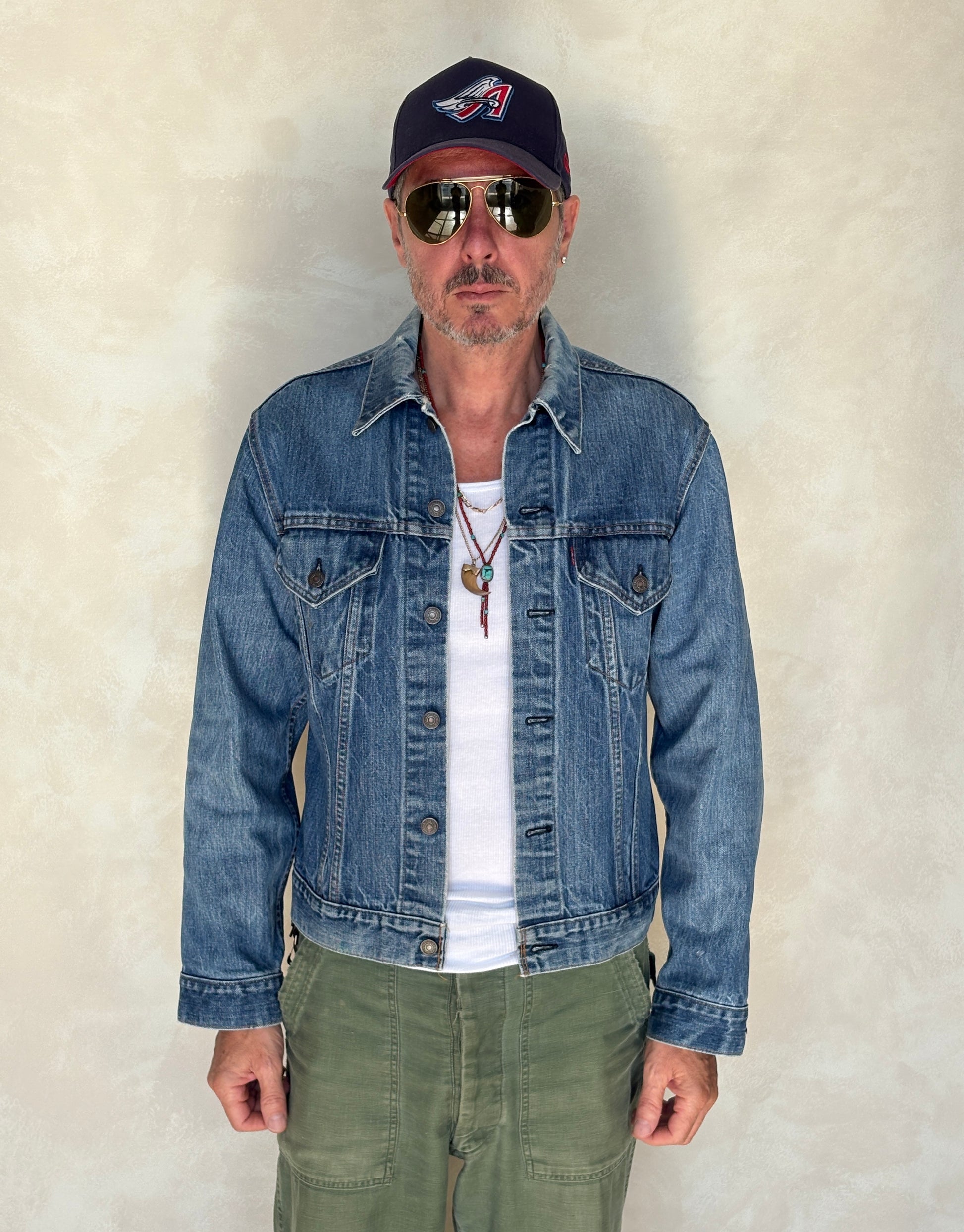 Size 42US / 52EU. Vintage 70s 2 pocket Levi’s Denim Jacket 70505 – Double Stitch, Made in USA - USA Vintage Bcn