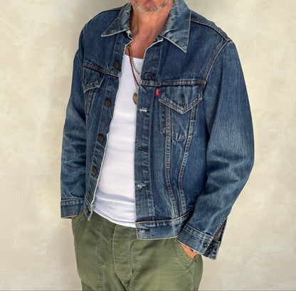 Size 40US / 50EU. Vintage Early 70s 2 pocket Levi’s Denim Jacket 70505 – Single Stitch, Made in USA-AJ357 Studio
