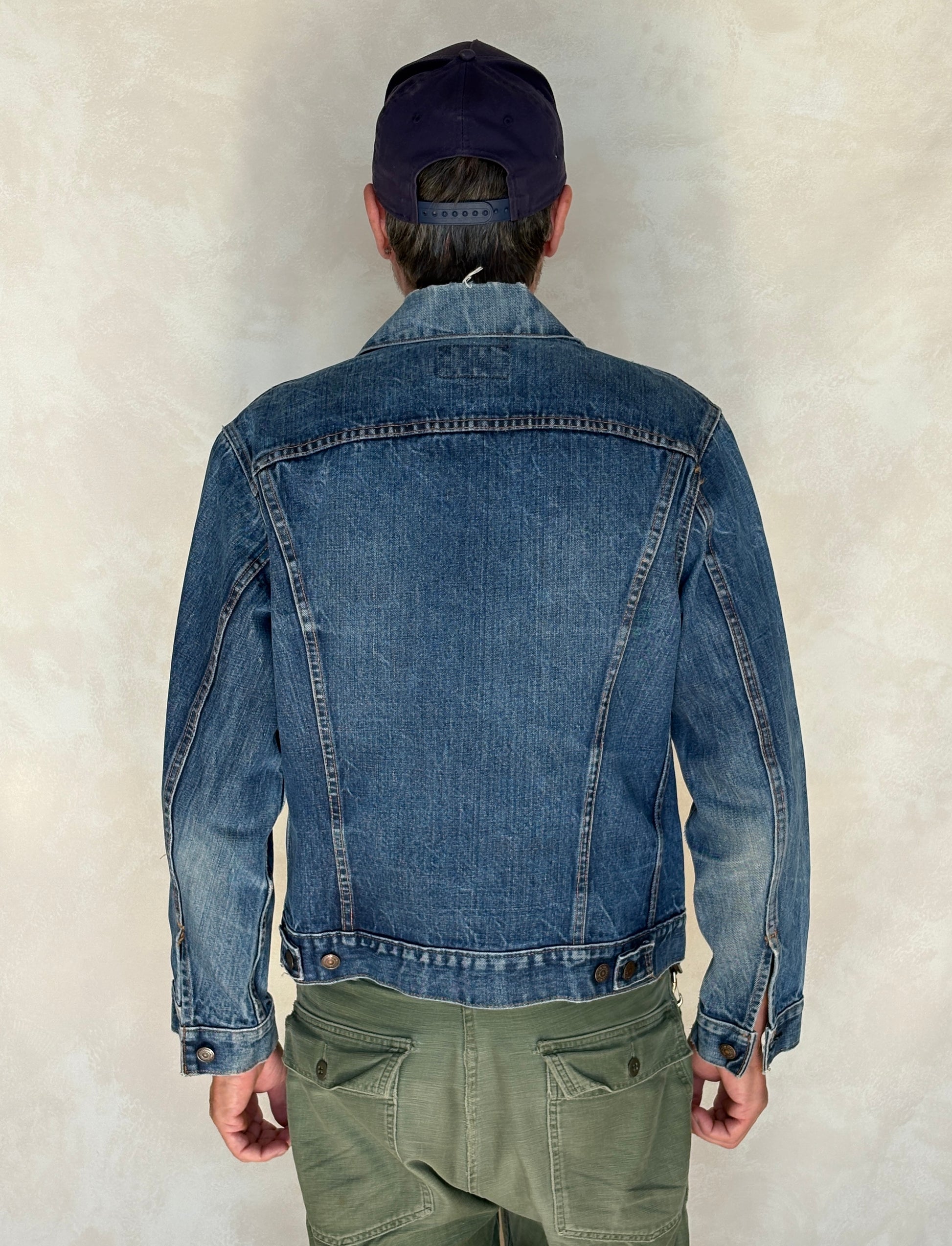 Size 40US / 50EU. Vintage Early 70s 2 pocket Levi’s Denim Jacket 70505 – Single Stitch, Made in USA - USA Vintage Bcn