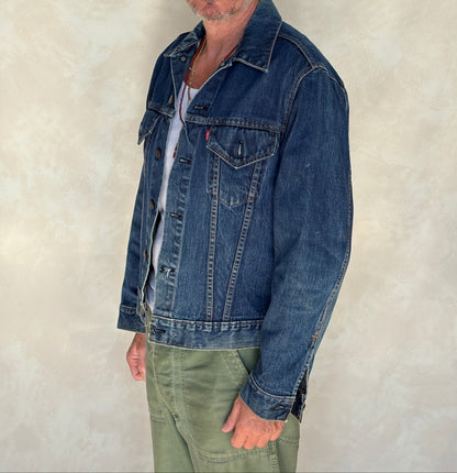 Size 44US / 54EU. Vintage Early 70s 2 pocket Levi’s Denim Jacket 70505 – Single Stitch, Made in USA-AJ357 Studio