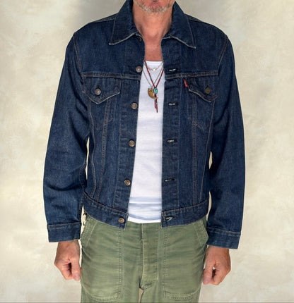 Size 40US / 50EU. Vintage 70s 2 pocket Levi’s Denim Jacket 70505 – Double Stitch, Made in USA-AJ357 Studio