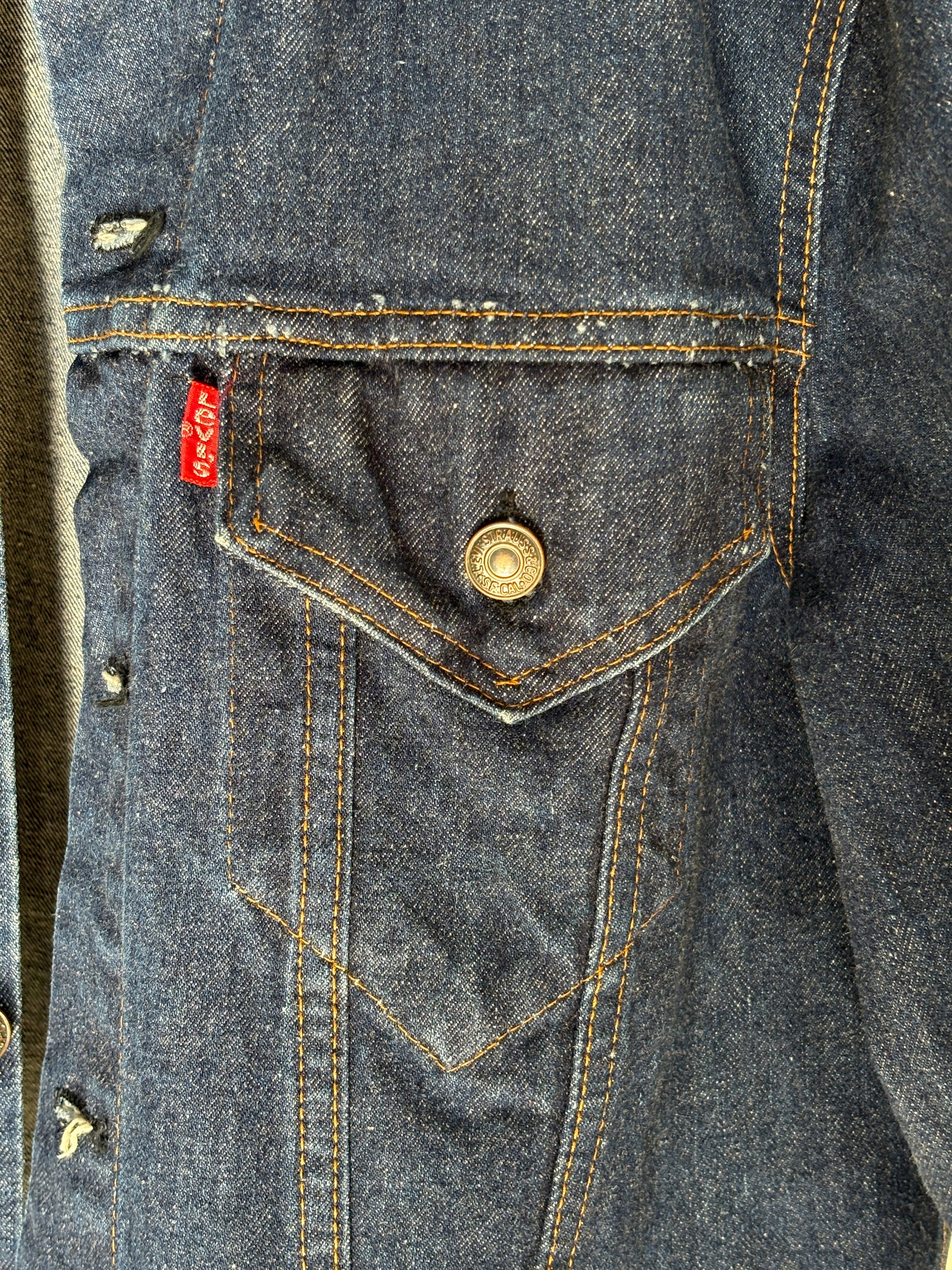 Size 40US / 50EU. Vintage 70s 2 pocket Levi’s Denim Jacket 70505 – Double Stitch, Made in USA - USA Vintage Bcn