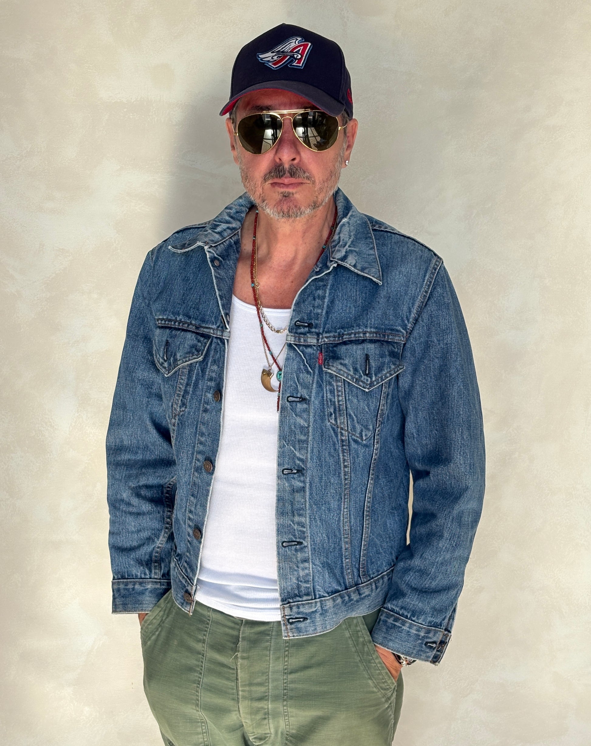 Size 40US Short / 50EU. Vintage Early 70s 2 pocket Levi’s Denim Jacket 70505 – Single Stitch, Made in USA - USA Vintage Bcn