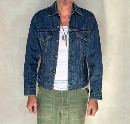 Size 38US / 48EU. Vintage Early 70s 2 pocket Levi’s Denim Jacket 70505 – Single Stitch, Made in USA-AJ357 Studio