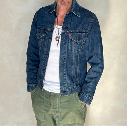 Size 38US / 48EU. Vintage Early 70s 2 pocket Levi’s Denim Jacket 70505 – Single Stitch, Made in USA-AJ357 Studio