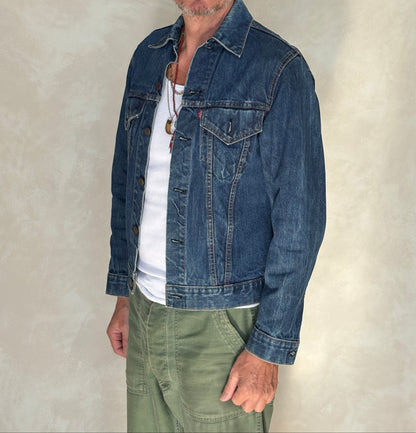 Size 38US / 48EU. Vintage Early 70s 2 pocket Levi’s Denim Jacket 70505 – Single Stitch, Made in USA-AJ357 Studio