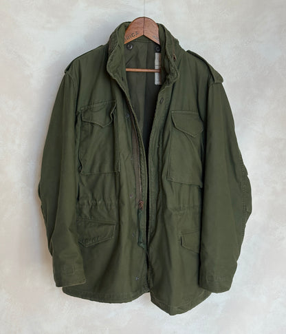 Med Long. Authentic 1975 OG-107 US Army M-65 Field Jacket – Vietnam Era Military Issue