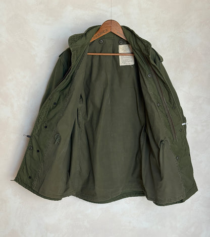 Med Long. Authentic 1975 OG-107 US Army M-65 Field Jacket – Vietnam Era Military Issue