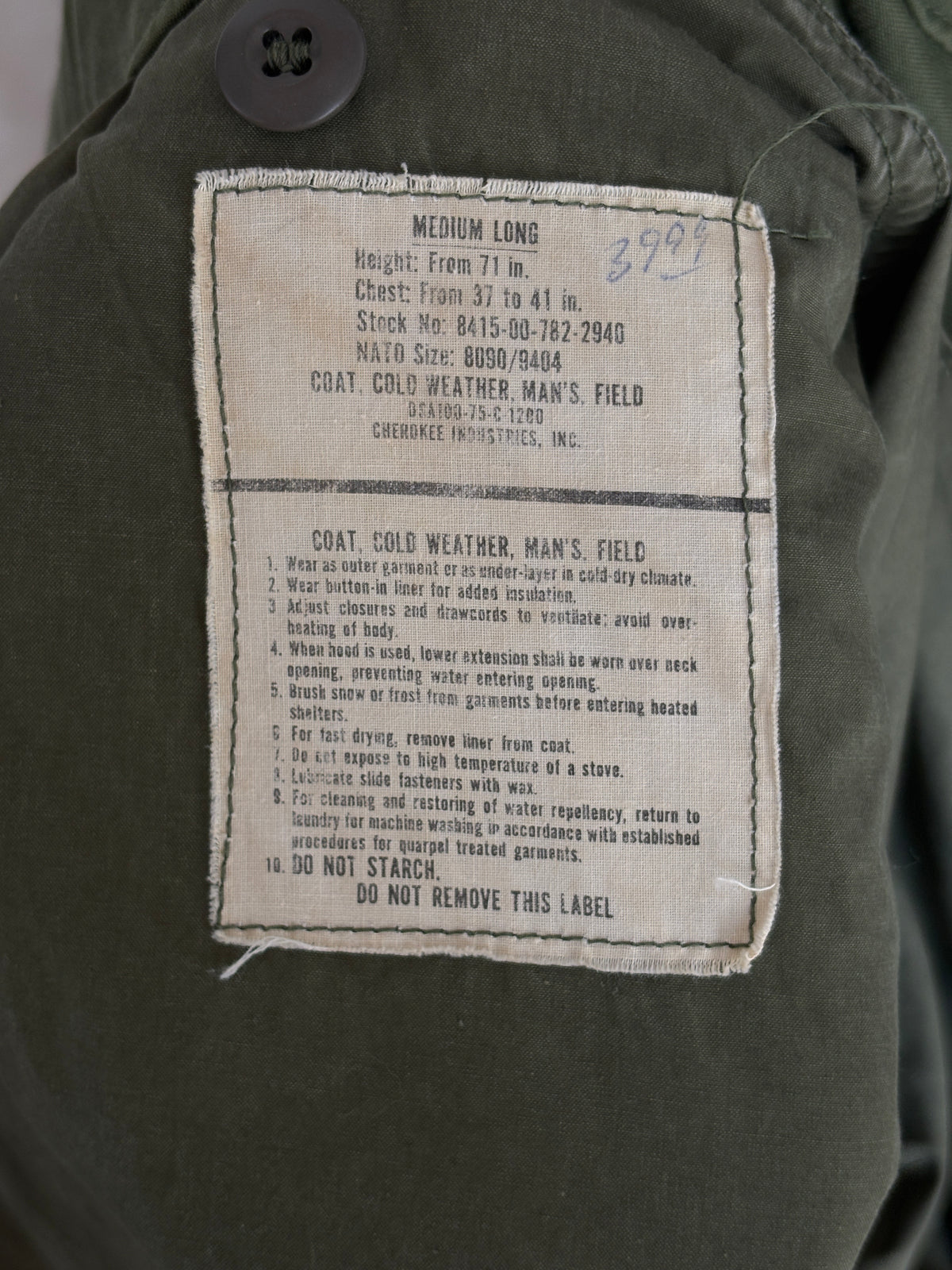 Med Long. Authentic 1975 OG-107 US Army M-65 Field Jacket – Vietnam Era Military Issue