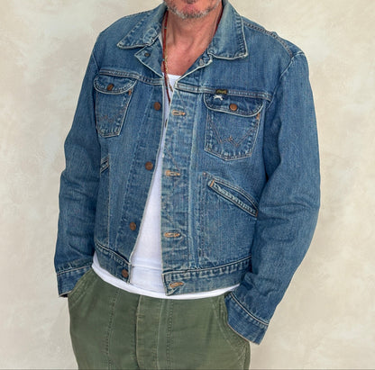 Size 44US / 54 EU Authentic 70s Wrangler denim jacket -4 pockets- Made in the USA-AJ357 Studio
