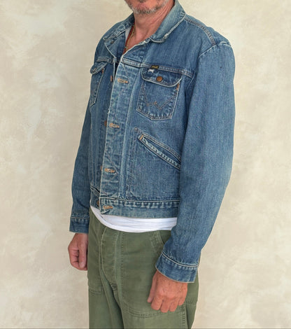 Size 44US / 54 EU Authentic 70s Wrangler denim jacket -4 pockets- Made in the USA-AJ357 Studio