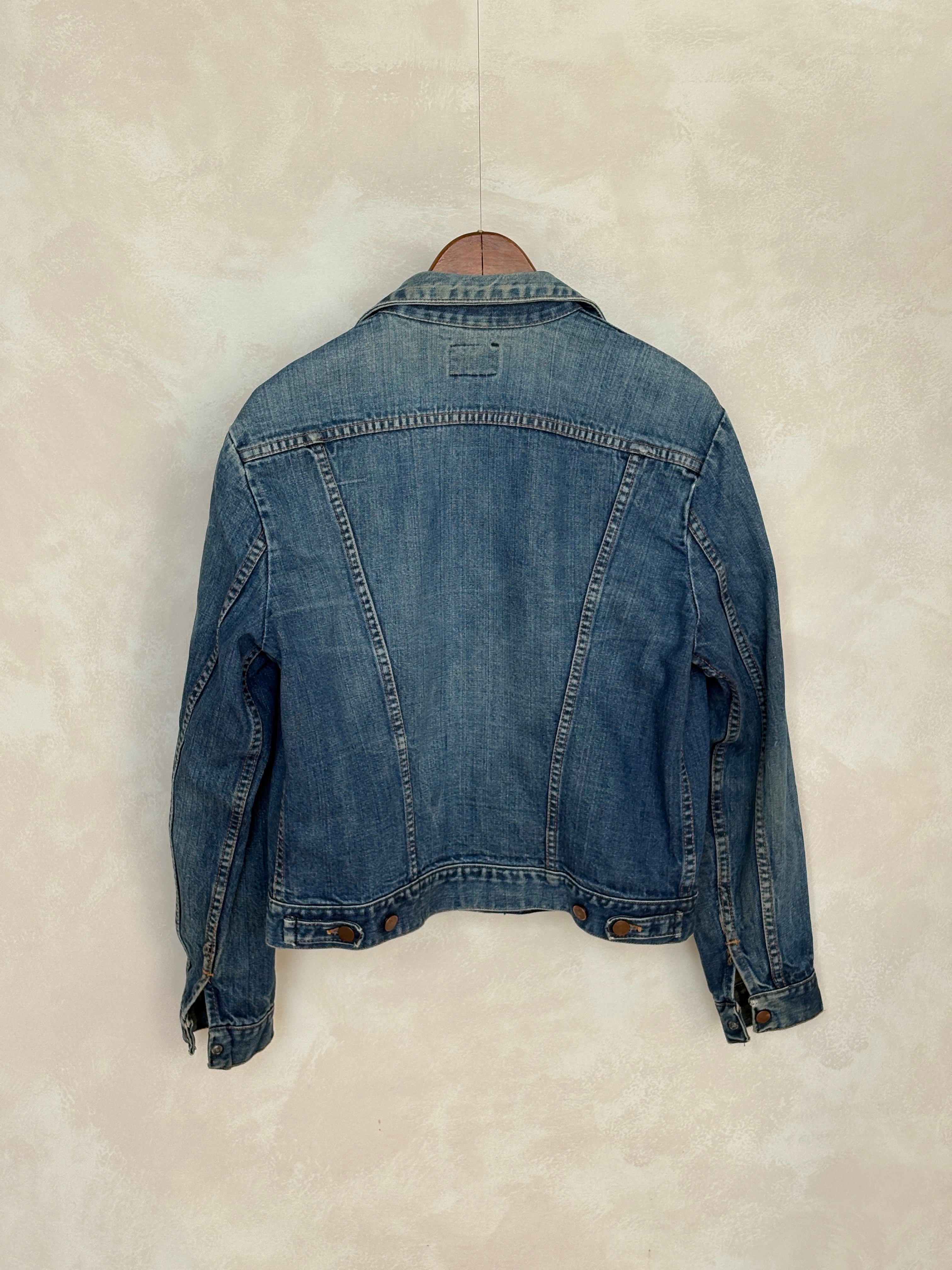 Vintage 70s Wrangler Denim Jacket 44 4 Pockets USA – AJ357 Studio