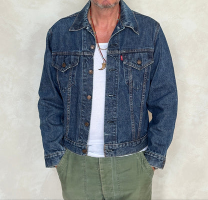 Size 40US / 50EU. Vintage Early 70s 2 pocket Levi’s Denim Jacket 70505 – Single Stitch, Made in USA-AJ357 Studio