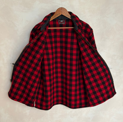 Vintage 1950s Johnson  Wool Buffalo Plaid Shirt Made in USA  . Size Large