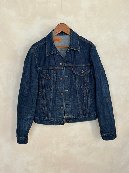 Size 42US / 52EU. Levis 70505 – Vintage 80s Levi’s Denim Jacket – 4 Pockets – Made in USA-AJ357 Studio