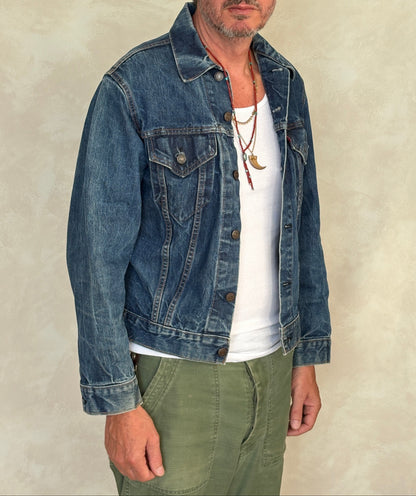 Size 38US / 48EU. Vintage Early 70s 2 pocket Levi’s Denim Jacket 70505 – Single Stitch, Made in USA-AJ357 Studio