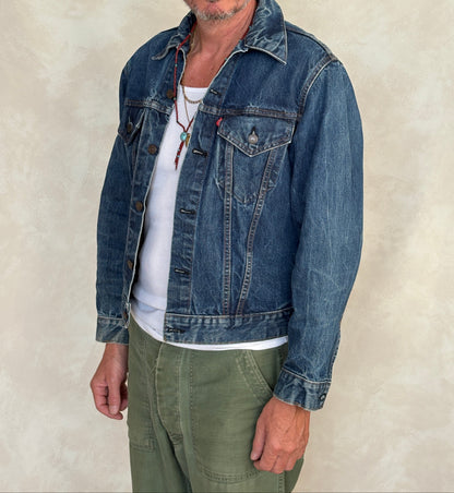 Size 38US / 48EU. Vintage Early 70s 2 pocket Levi’s Denim Jacket 70505 – Single Stitch, Made in USA-AJ357 Studio